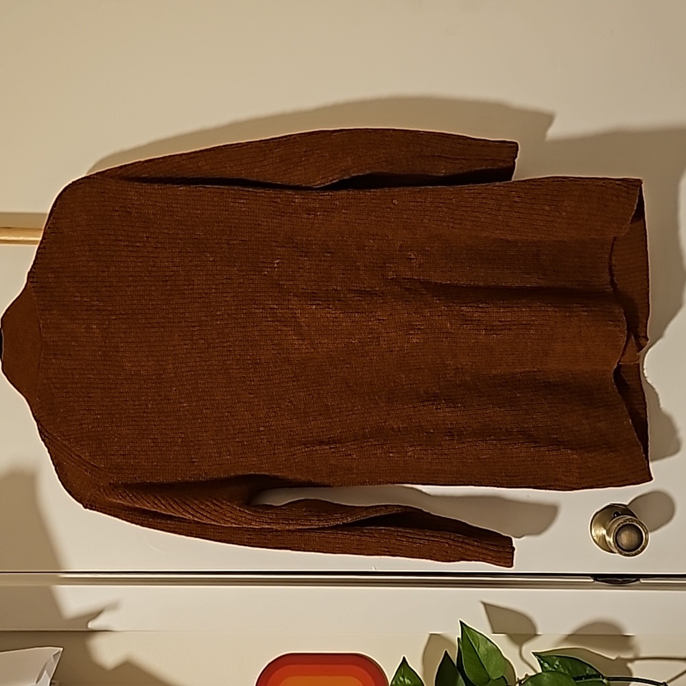 Everlane Alpaca Cocoon Cardigan in Rosewood - Picture 7 of 7